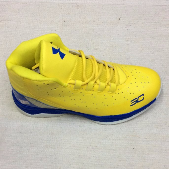 under armor yellow shoes