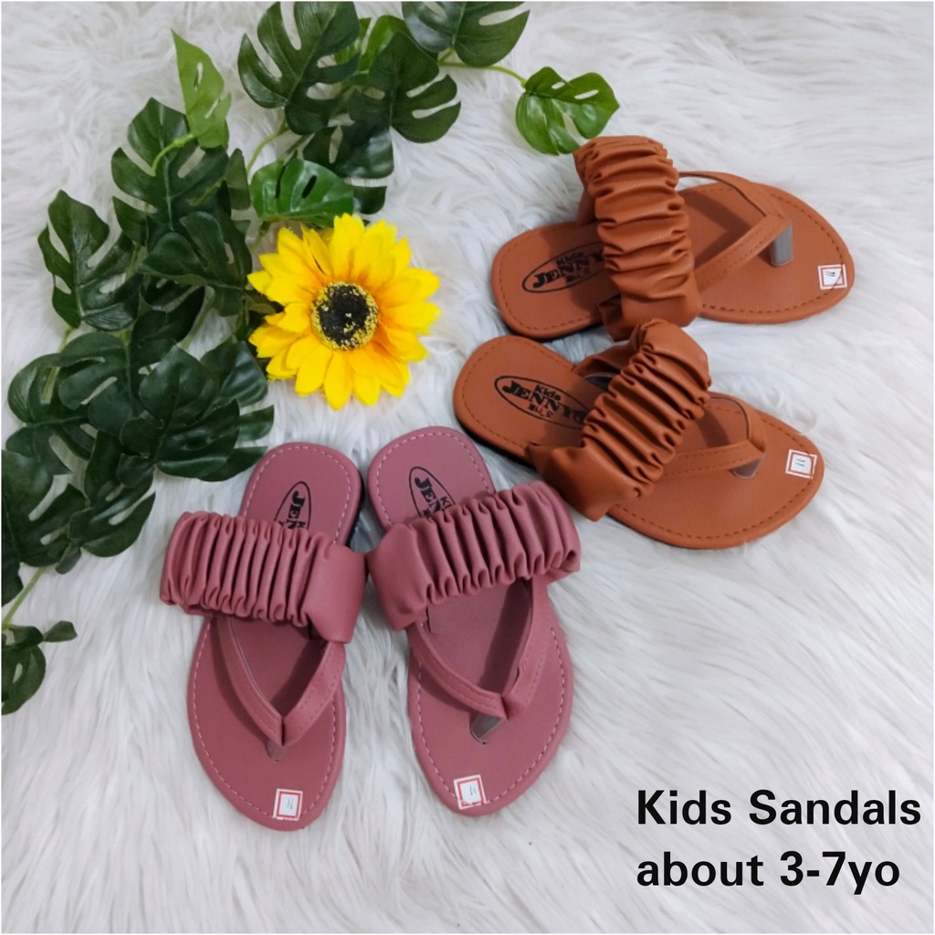 JENNY_O Kids (37yo) SCRUNCHIE THONG Trendy Slip On Korean Filipino