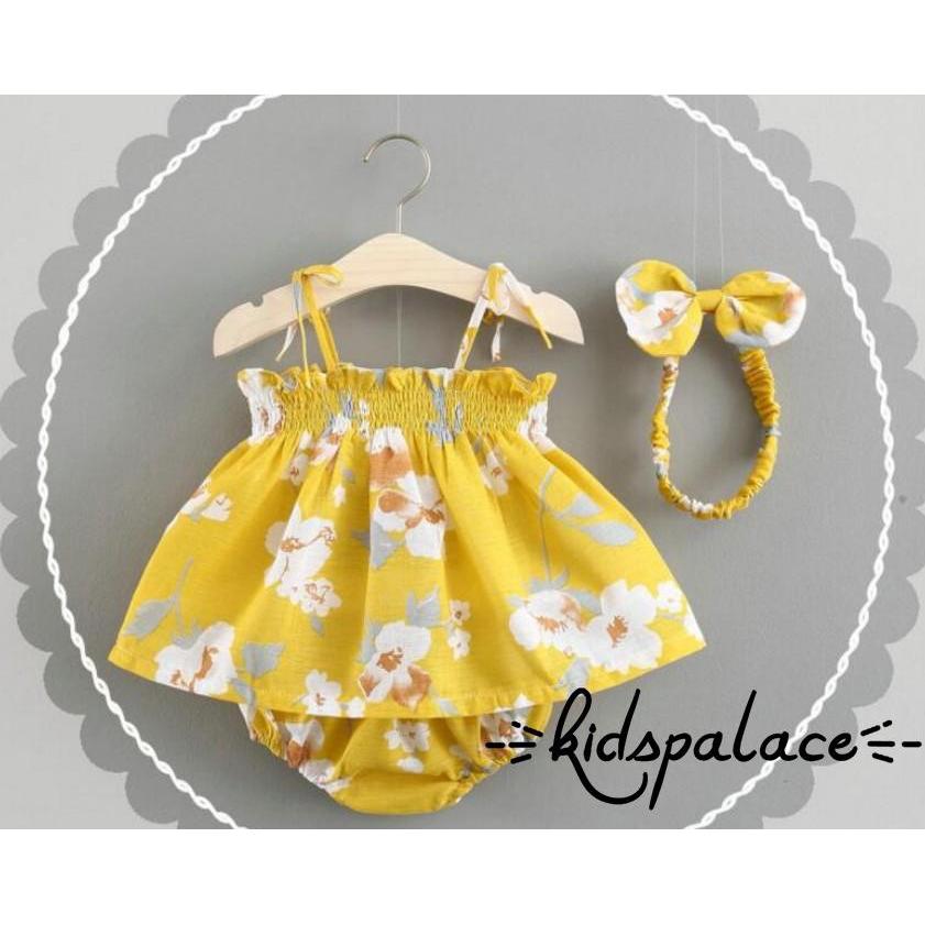 newborn baby yellow clothes