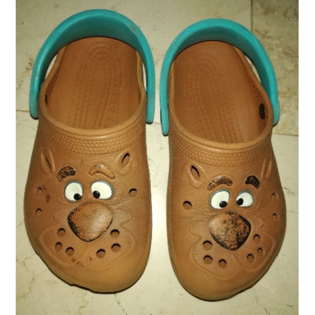 scooby doo crocs