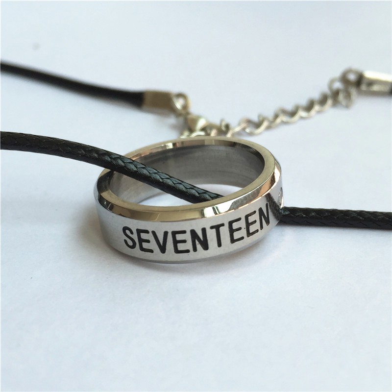 Thirty But Seventeen Keychain - fondo de pantalla tumblr