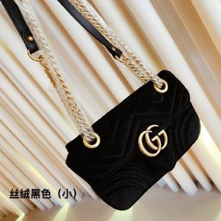 gucci velvet chain bag