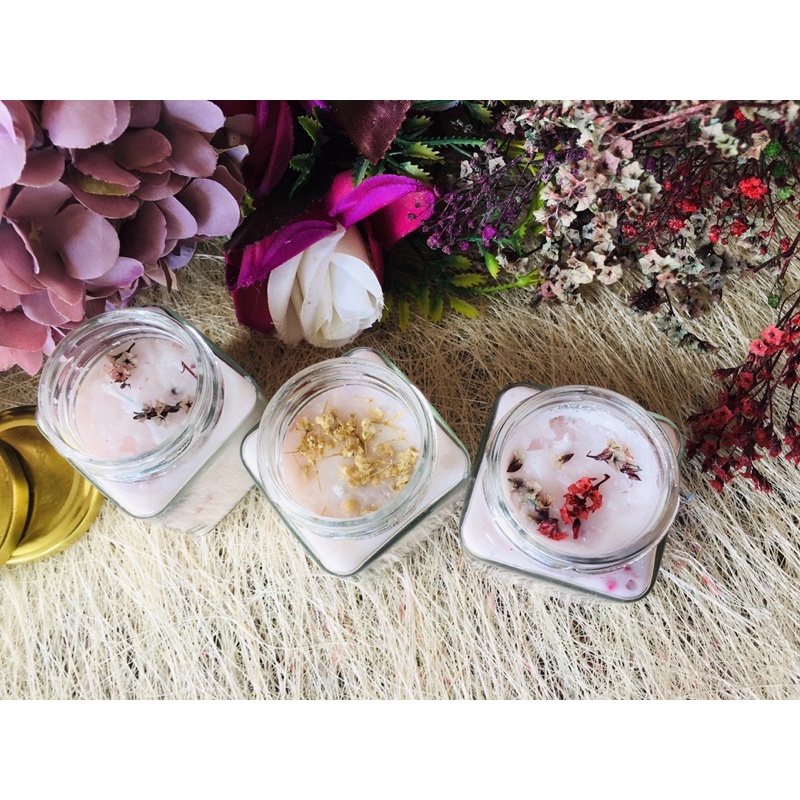 Scented Candle Souvenir with Pressed Dried Flowers 150ml Square