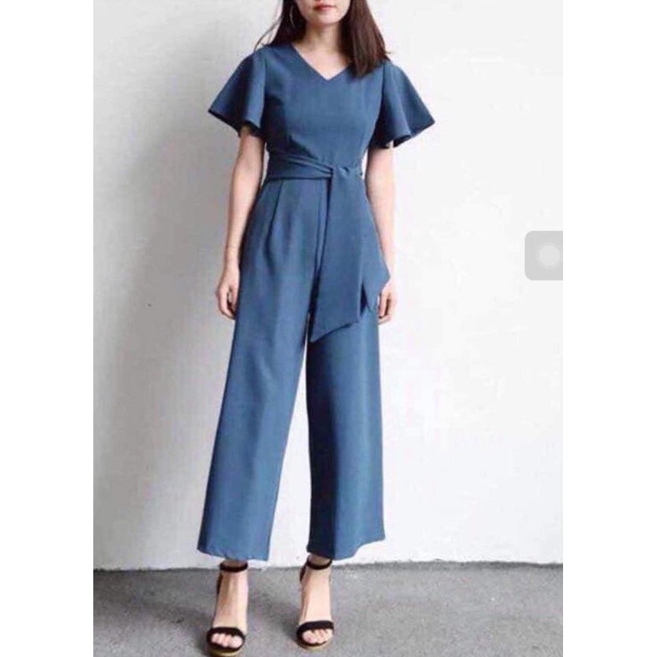 classy jumpsuit with sleeves
