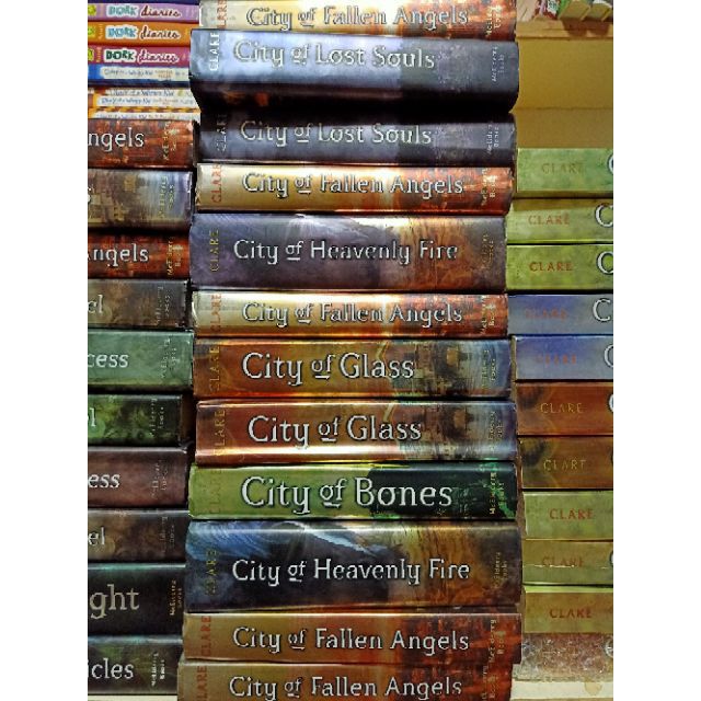 Cassandra Clare Books Hardcover And Softcover Pre Owned Shopee Philippines