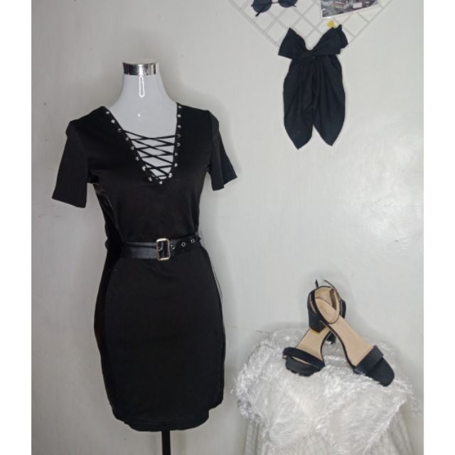 black dress with white sides