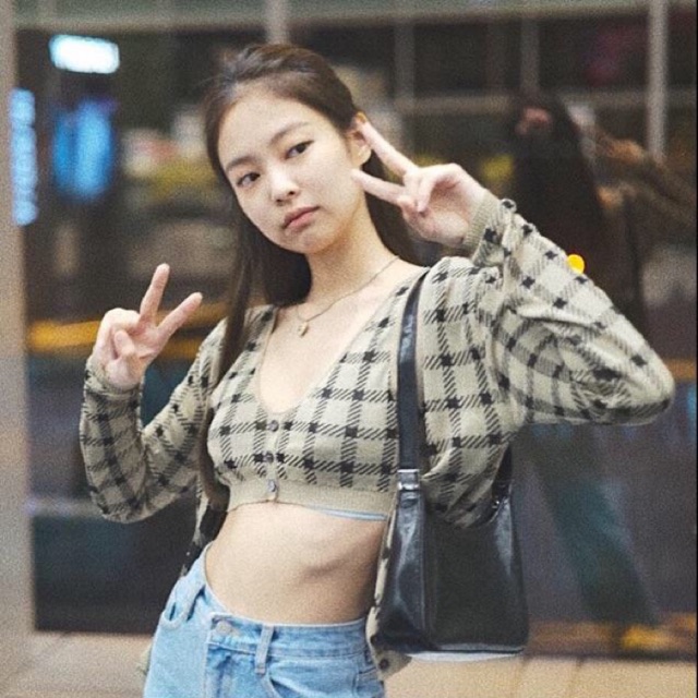 blackpink jennie sweater