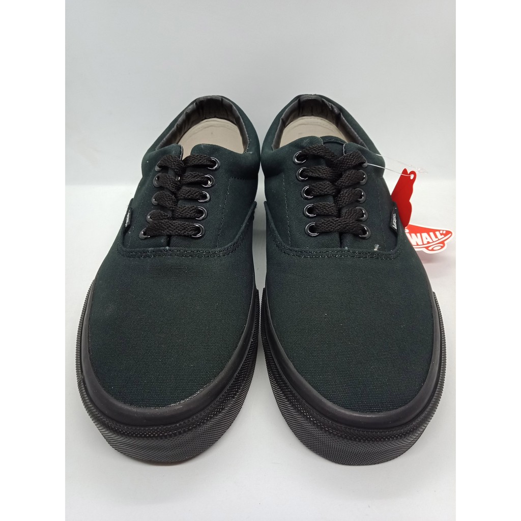 vans era womens black