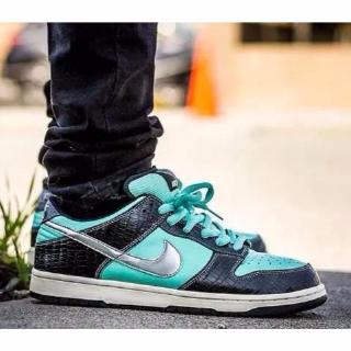 nike dunk low tiffany