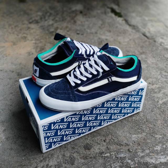 vans vault og cut and paste