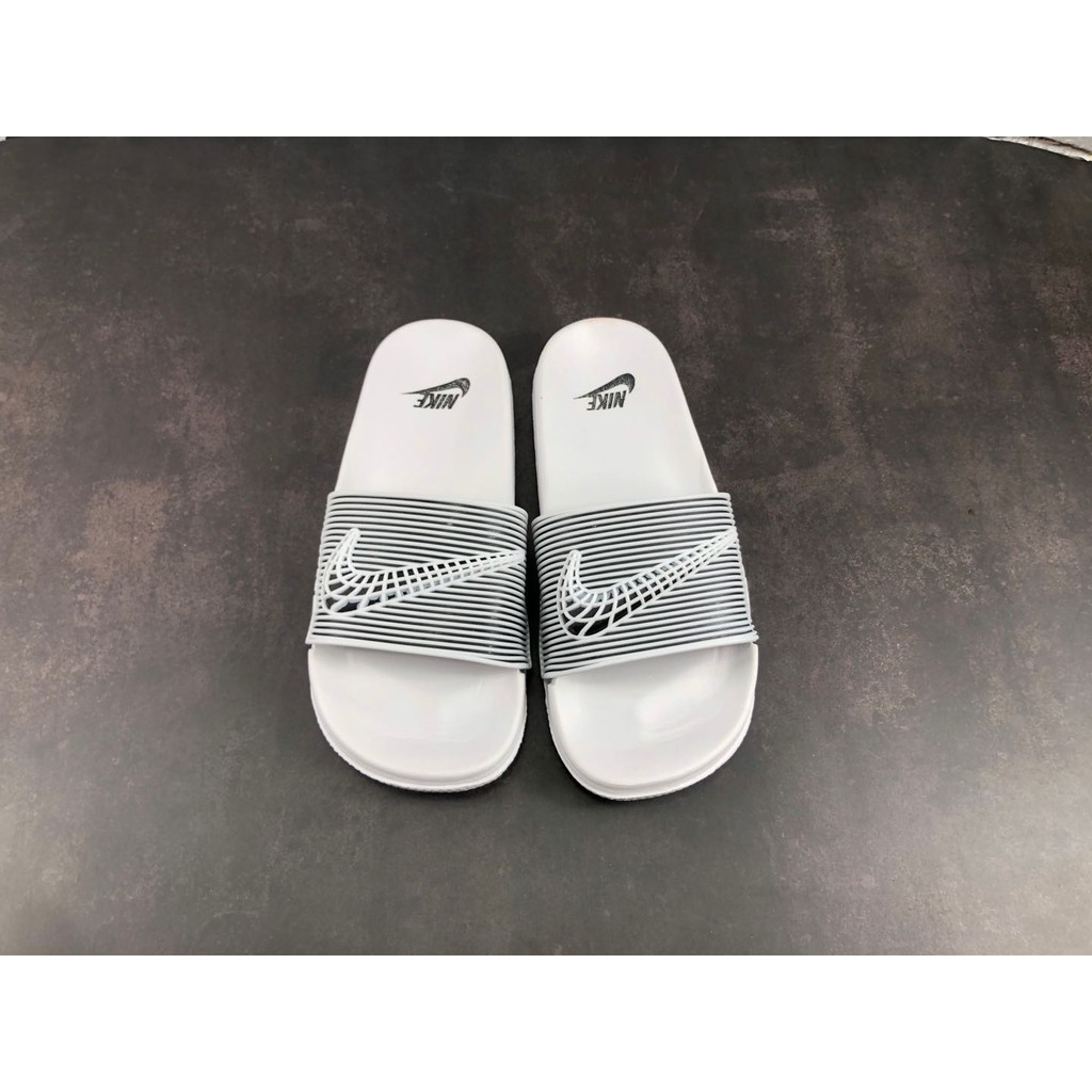 nike casual slippers