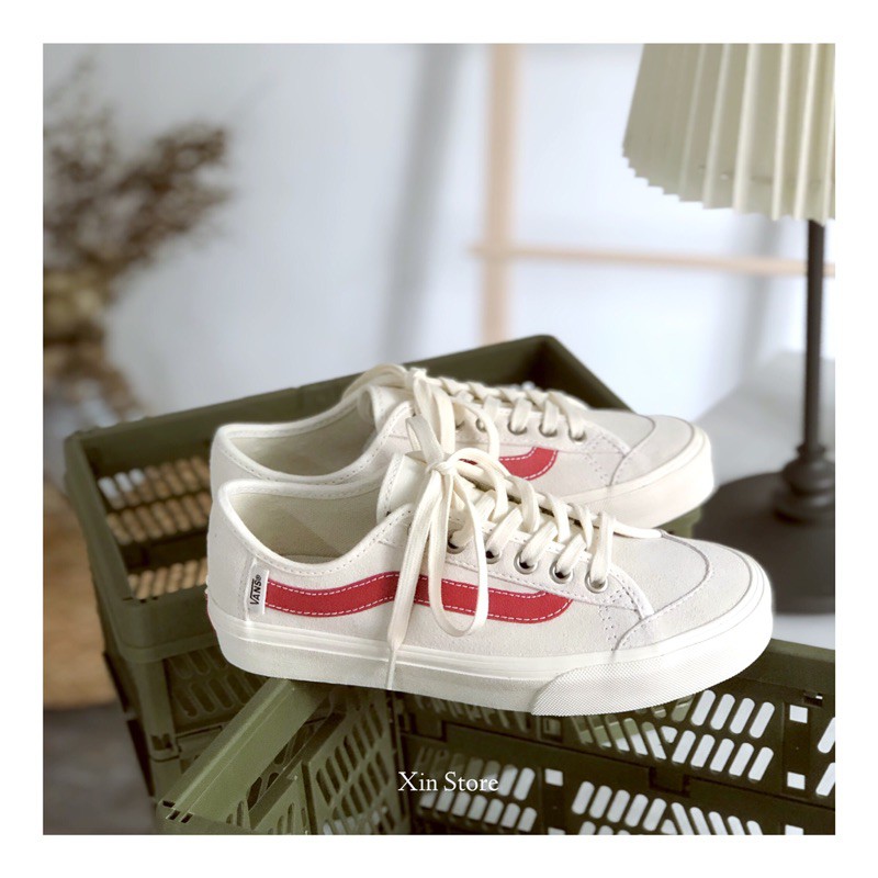 vans black ball