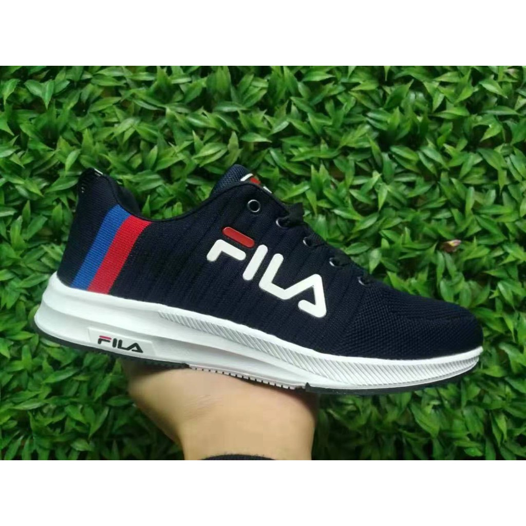 fila sneakers with pouch