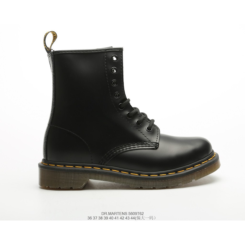 dr martens 1460 nappa vs smooth