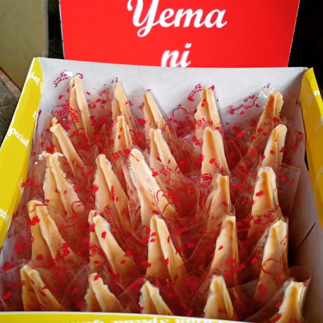 国内発送】 ✨フィリピンお菓子✨YEMA TOWER “ Original 24pcs