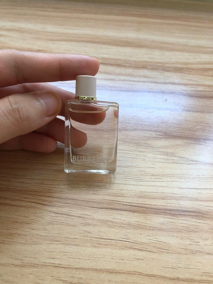 Burberry Her By Burberry Eau De Parfum Mini Perfume (5ml / 0.16 fl.oz) |  Shopee Philippines