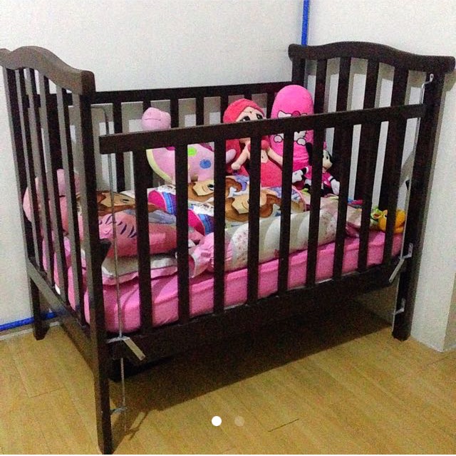 foldable crib