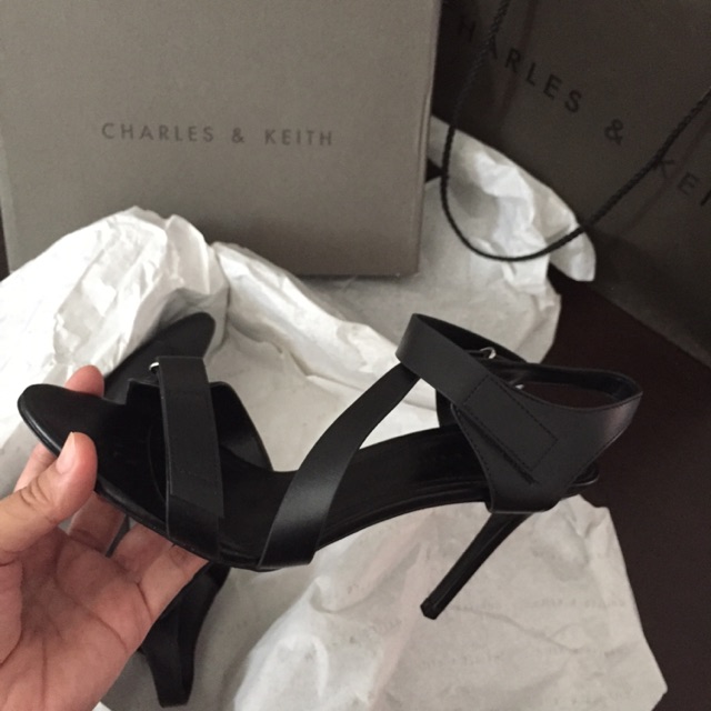 charles and keith black heels