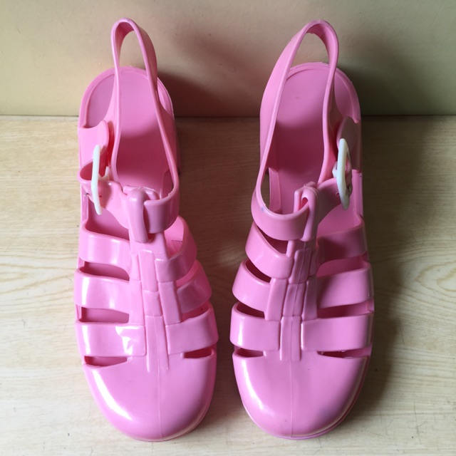 hot pink jelly shoes