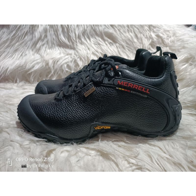Merrell leather shoes (goretex) Shopee Philippines