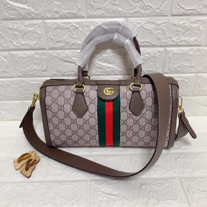 Gucci Handbag Slingbag 32cm 