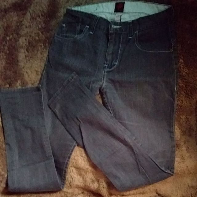grey pants jeans