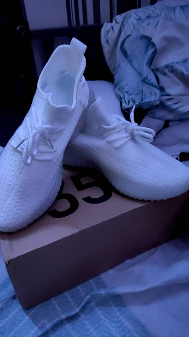 350V2 Yeezy Boost high quality Sports Shoes For Men and Women | Shopee  Philippines