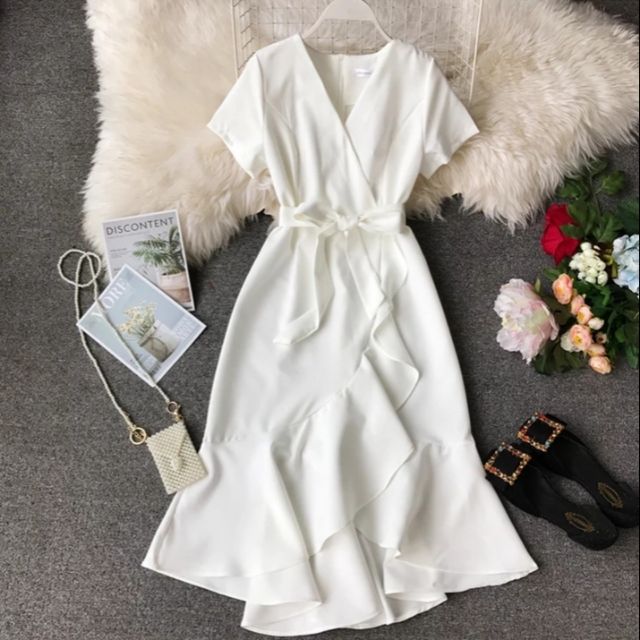 white casual dress with sleeves