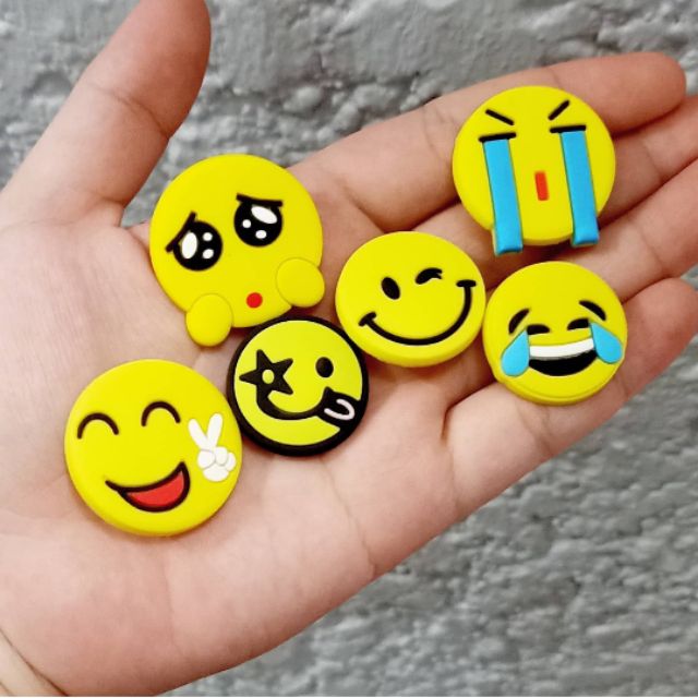 emoji crocs charms