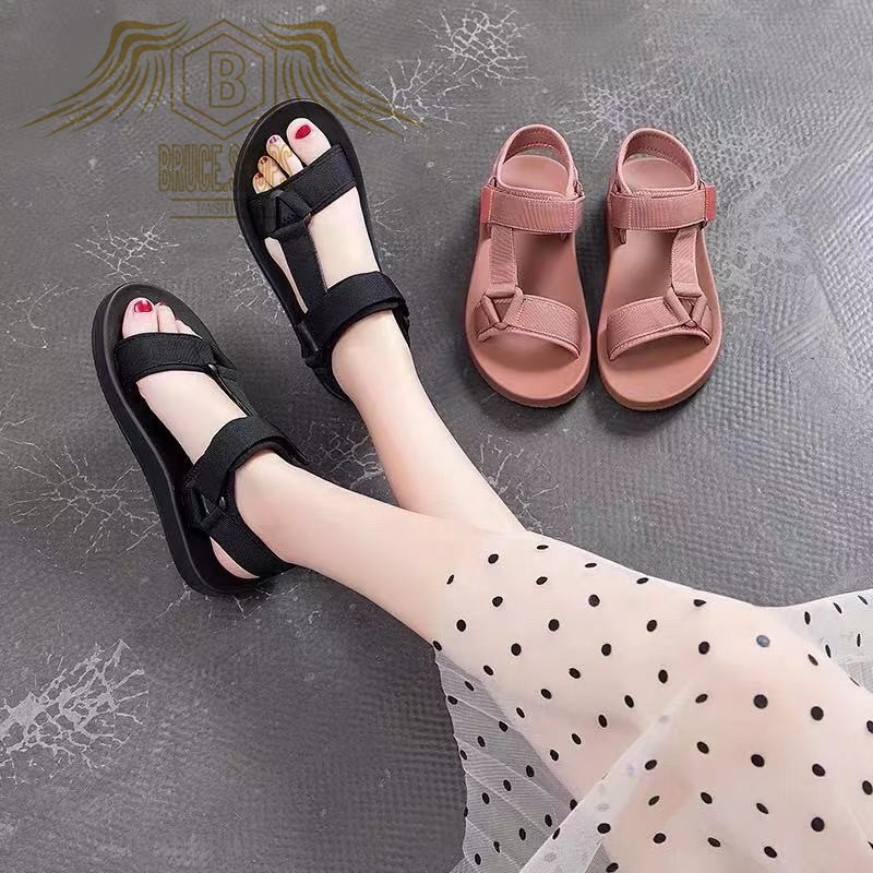 new stylish flat sandals