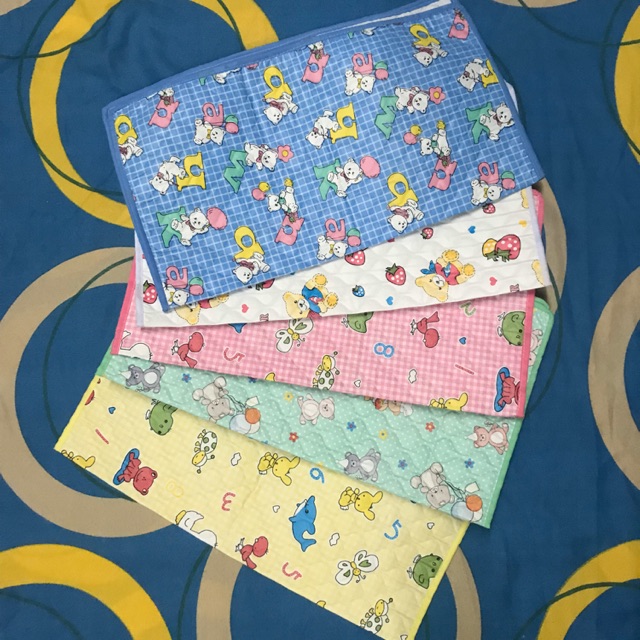 plastic diaper changing pad