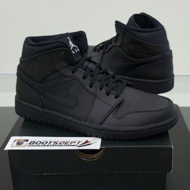 air jordan 1 triple black