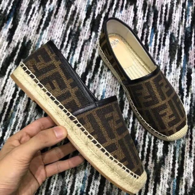 espadrilles fendi