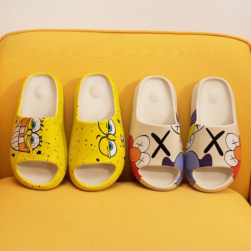 SK Kanye Yeezy Slides x Kaws Cartoon Sandals Casual Men and Women Slippers non-slipï¼add 2 size 