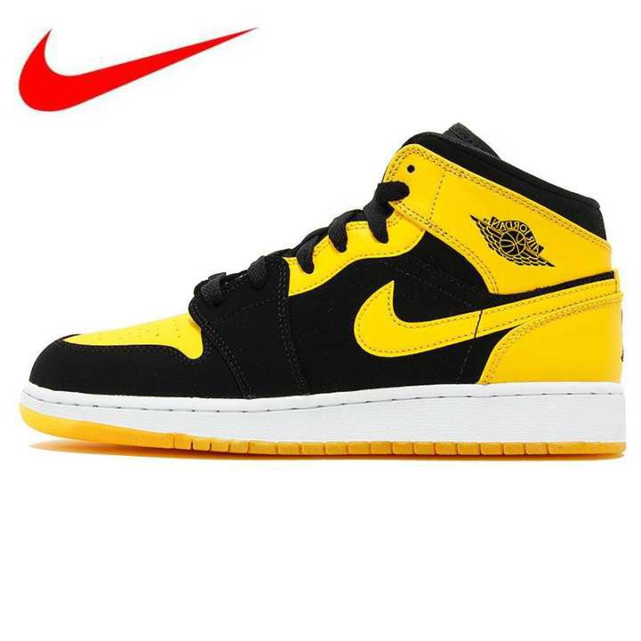 black and yellow air jordan 1 mid