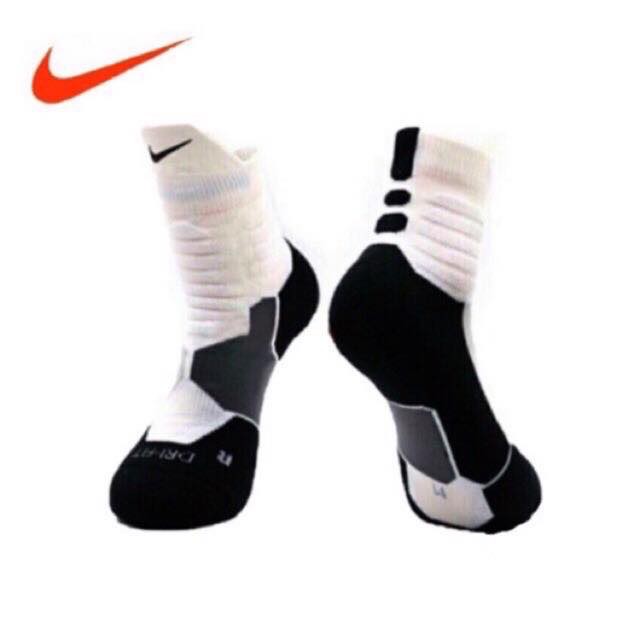 nike socks basketball price