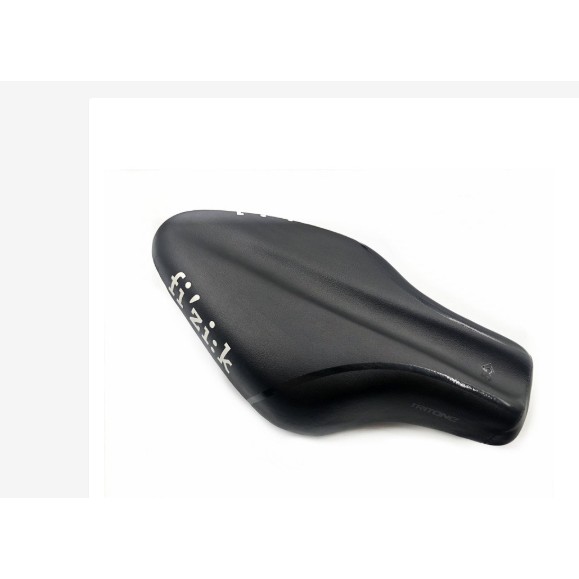 fizik saddle road bike