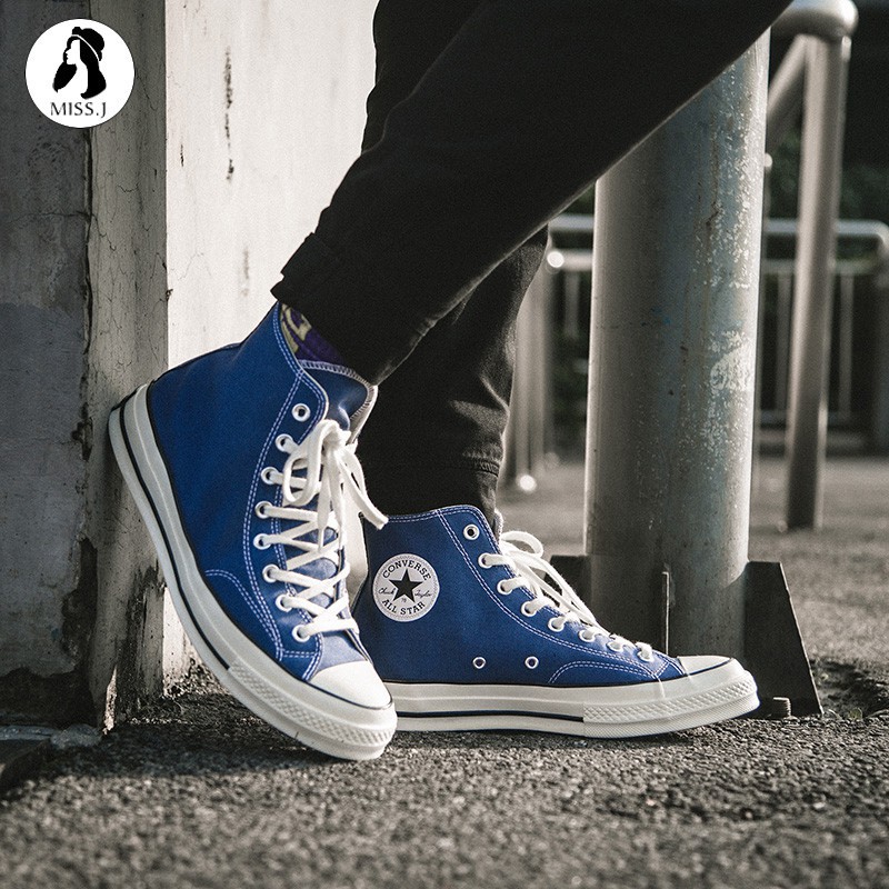 navy blue converse outfit