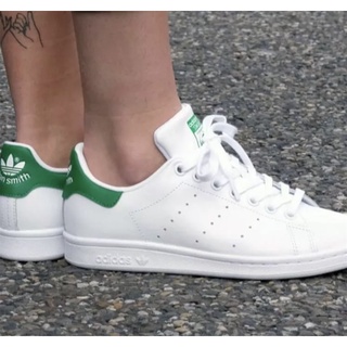 stan smith couple shoes