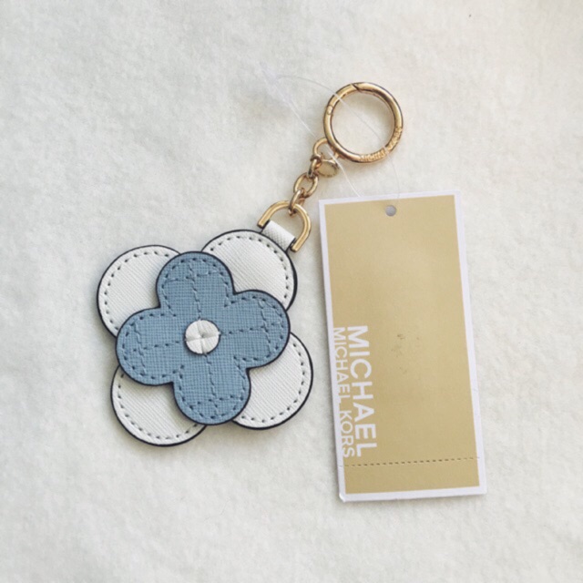 michael kors flower keychain