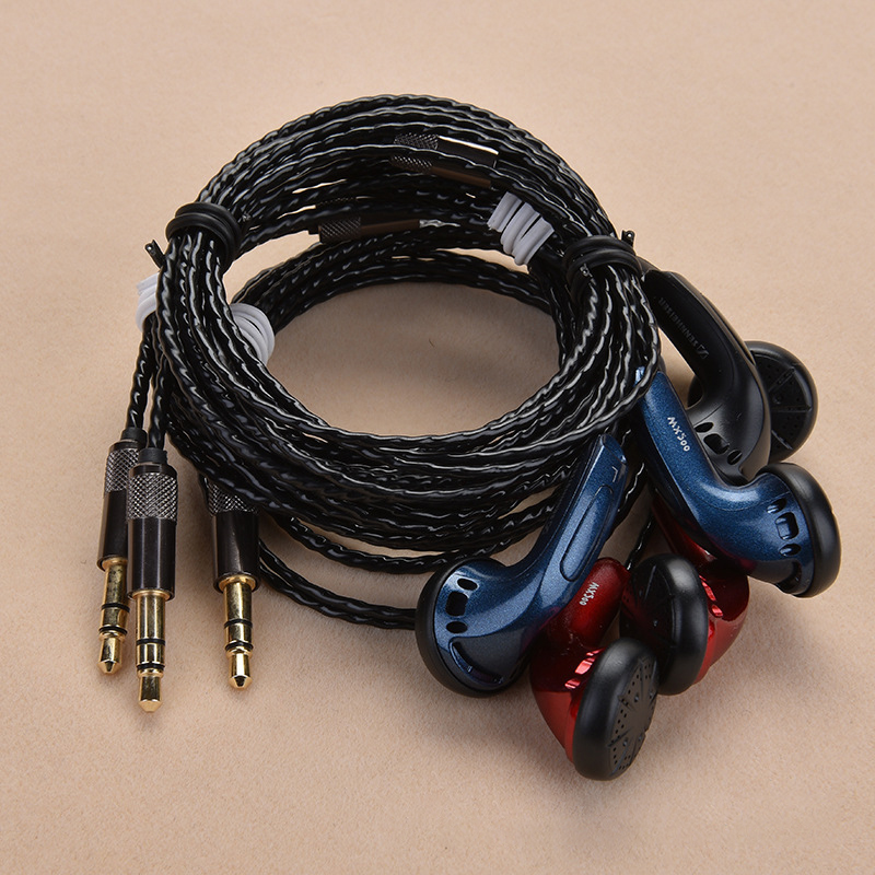 Girftu MX500 Wired Earphones with Powerful Heavy Bass, 3.5mm