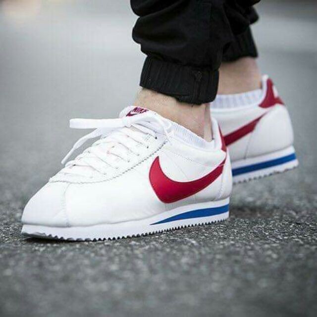 nike cortez with fat laces