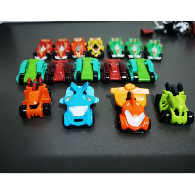 cars kinder joy