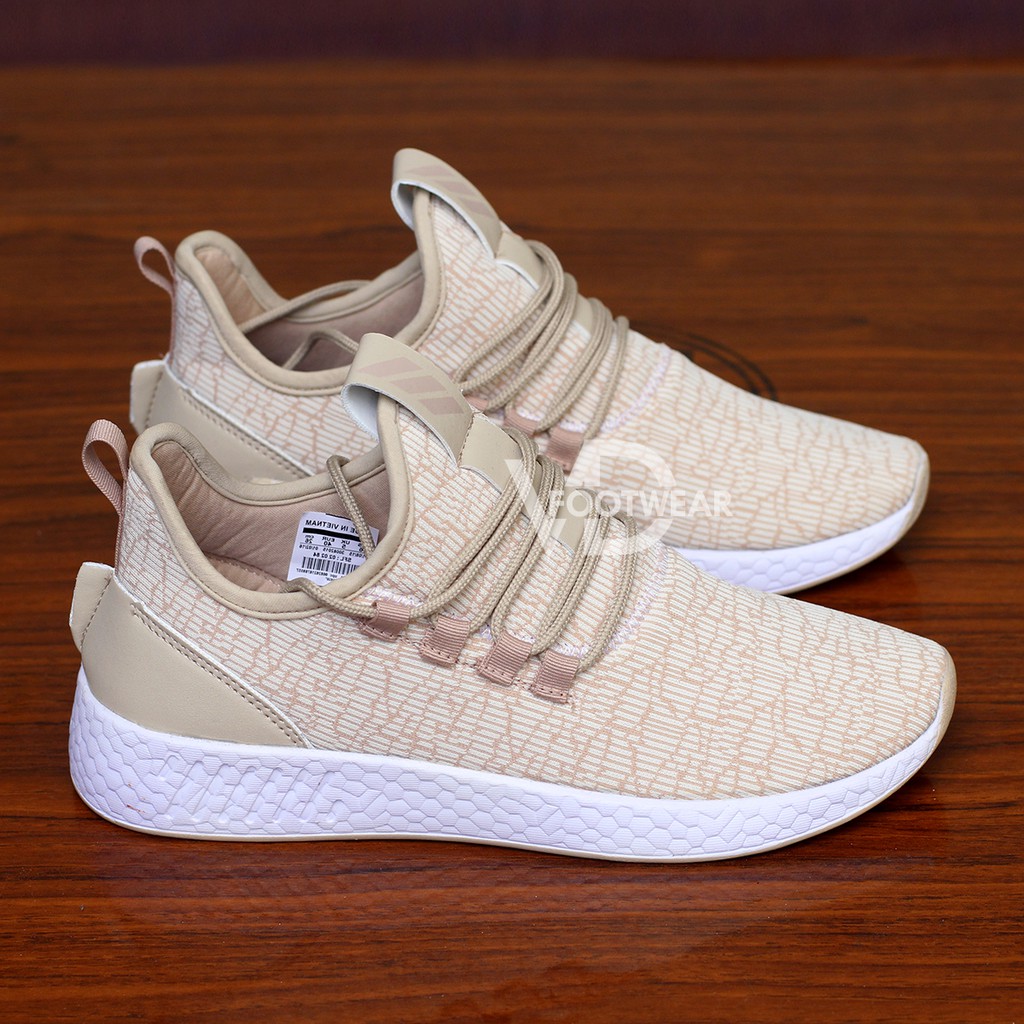 nmd r2 women's