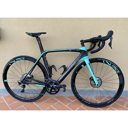 bianchi oltre xr3 road bike