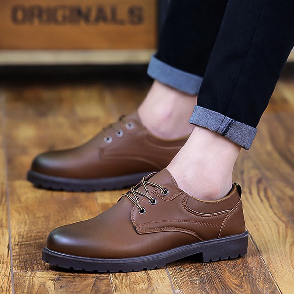 mens casual oxfords
