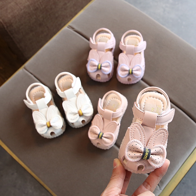 wide feet baby shoes