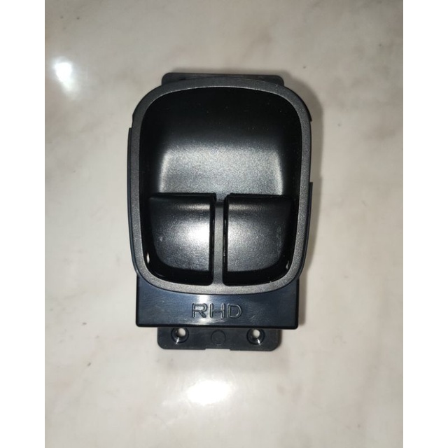 POWER WINDOW MAIN SWITCH ORIGINAL HYUNDAI EON (935704N0004X) Shopee
