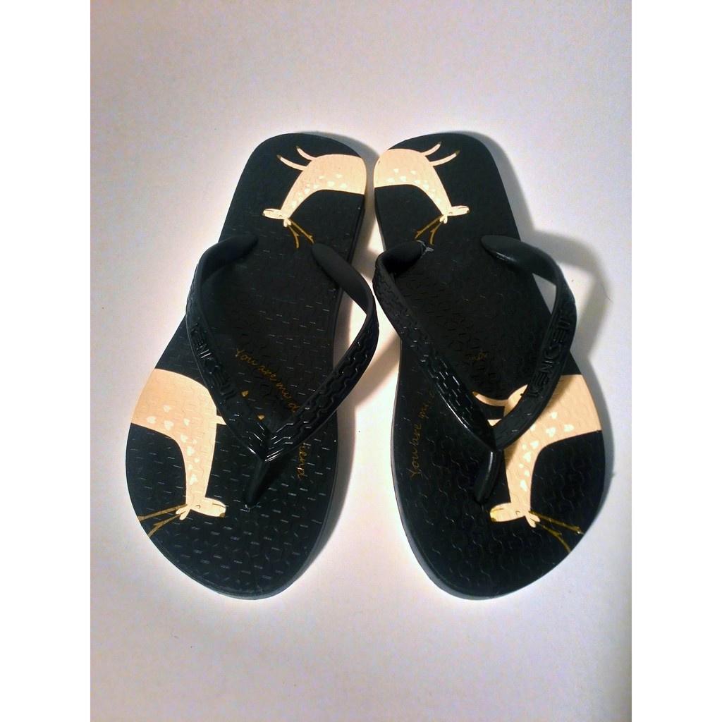 best beach flip flops