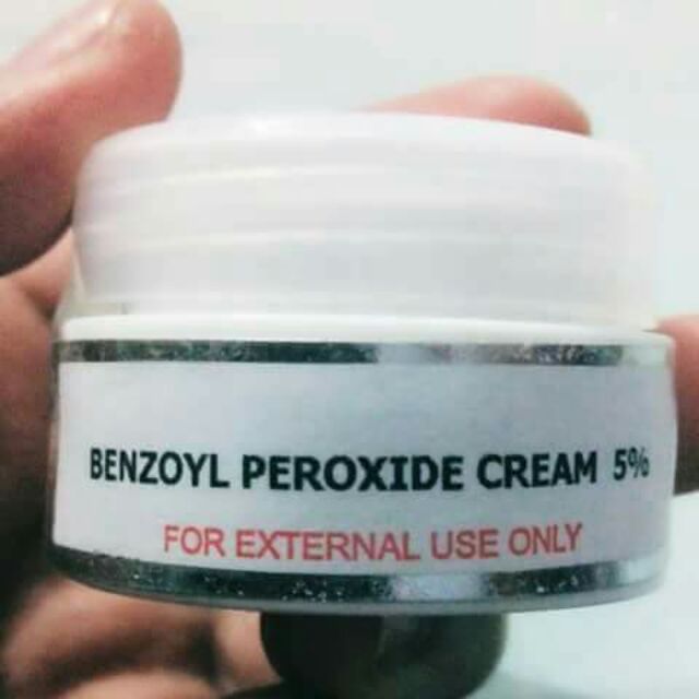 use of benzoyl peroxide cream